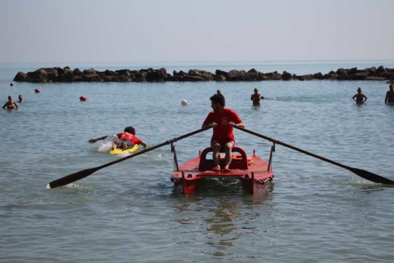 La Fisa organizza il corso di Assistenti Bagnanti per il conseguimento del brevetto professionale