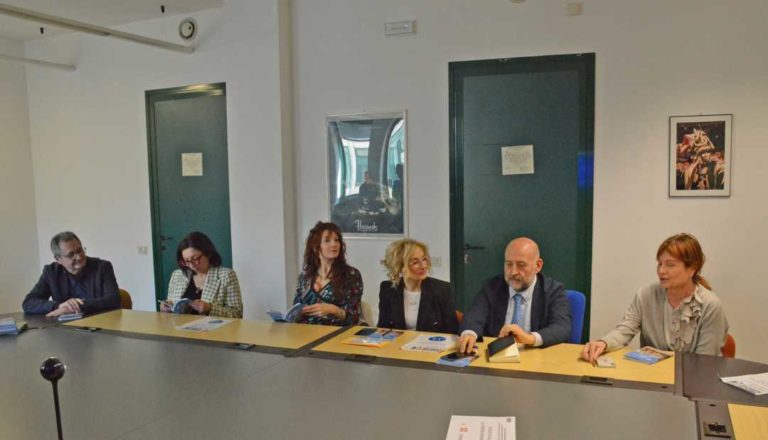 Chiara Giacobelli, ‘100 cose da sapere e da fare ad Ascoli e nel Piceno’