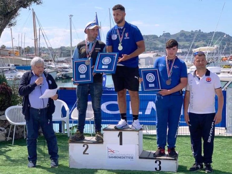 Campionati italiani di pesca sportiva, specialità canna da riva: oltre 50 atleti al molo sud