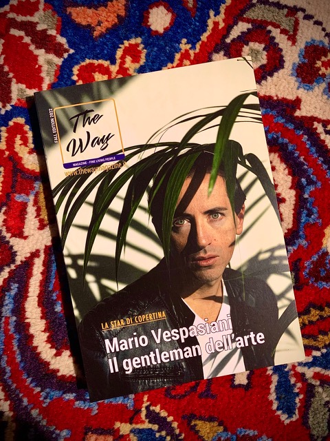 La stella dell’arte Mario Vespasiani dona il suo libro al Gemelli di Roma