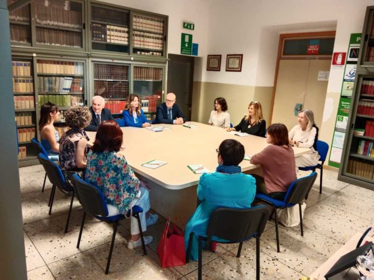 Rettore e Prefetto in visita al Liceo Scientifico 