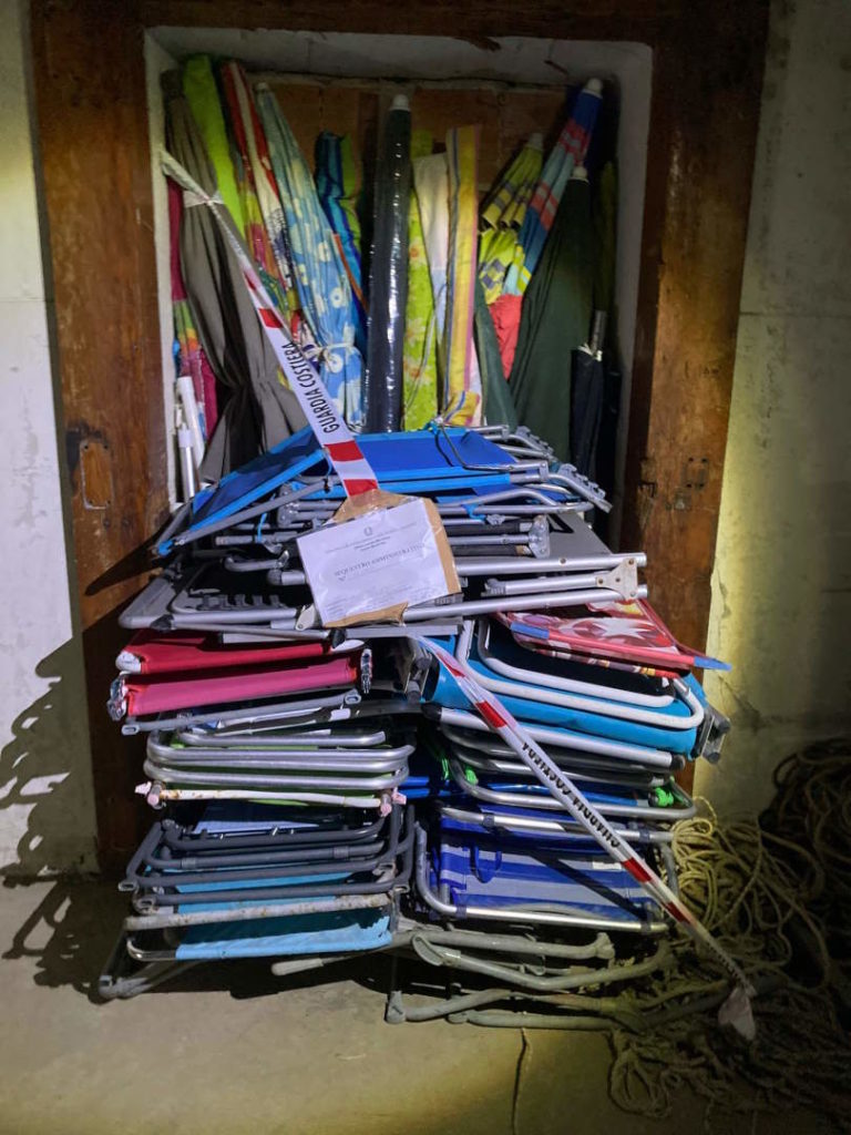 SEQUESTRATE ATTREZZATURE DA SPIAGGIA E RIPRISTINATA LA LIBERA FRUIZIONE DEL LITORALE A FAVORE DELLA COLLETTIVITÀ