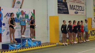 Roller Cento pattinaggio artistico di Centobuchi d’oro e d’argento ai tricolori Aics di Misano