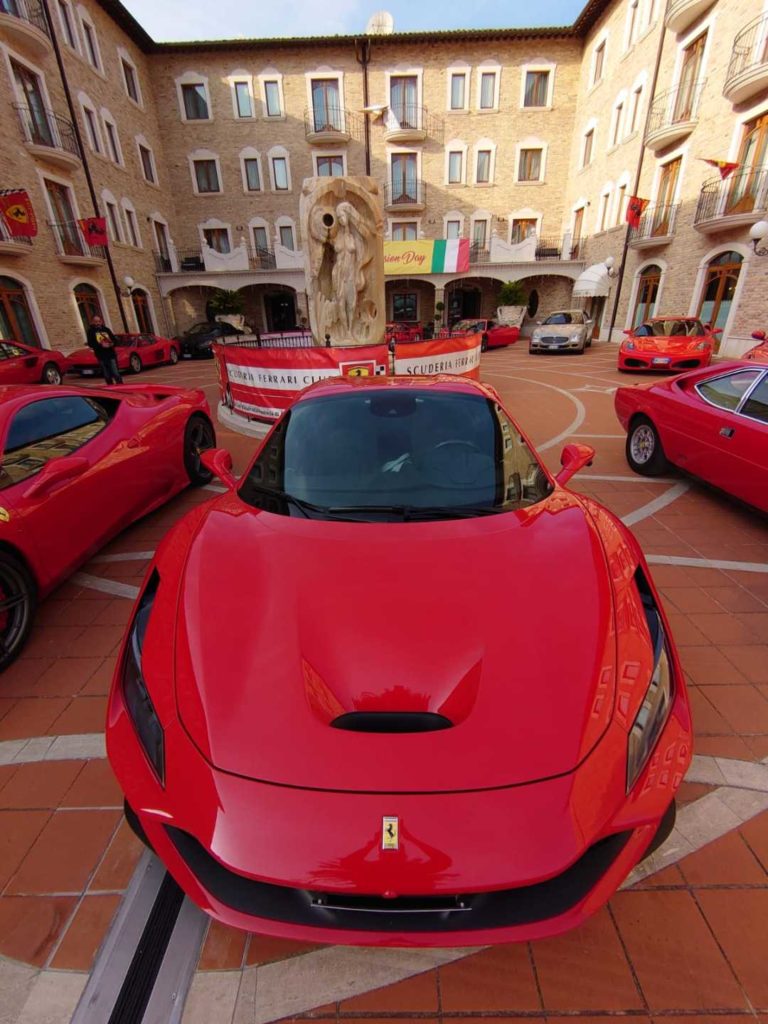 è il Red Passion Day organizzato dalla Scuderia Ferrari Club di Castorano
