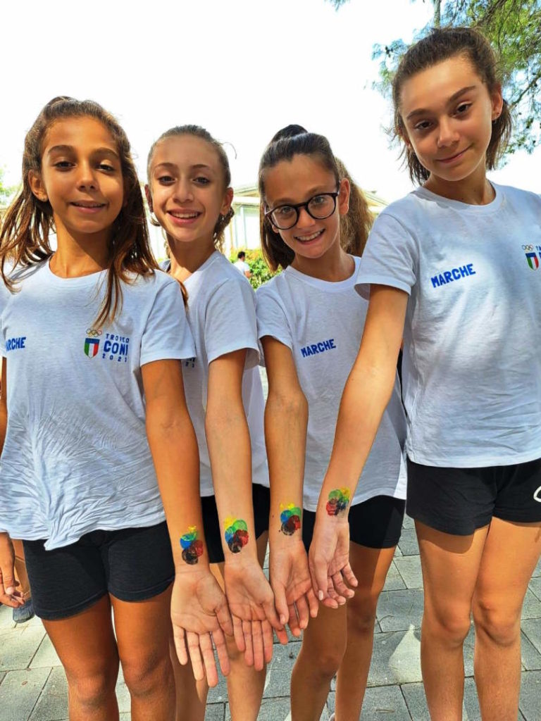 Anche quest’anno la società di ginnastica ritmica Sport Life di Ascoli ha preso parte alla finale nazionale del Trofeo Coni.