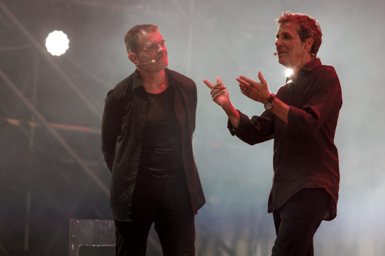 Stefano Massini e Luca Barbarossa chiudono il Todi Festival con La verità, vi prego, sull’amore