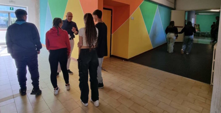 Metodo Organizzativo Finlandese all’Iis Guastaferro con riduzione delle lezioni frontali, didattica capovolta, ecc