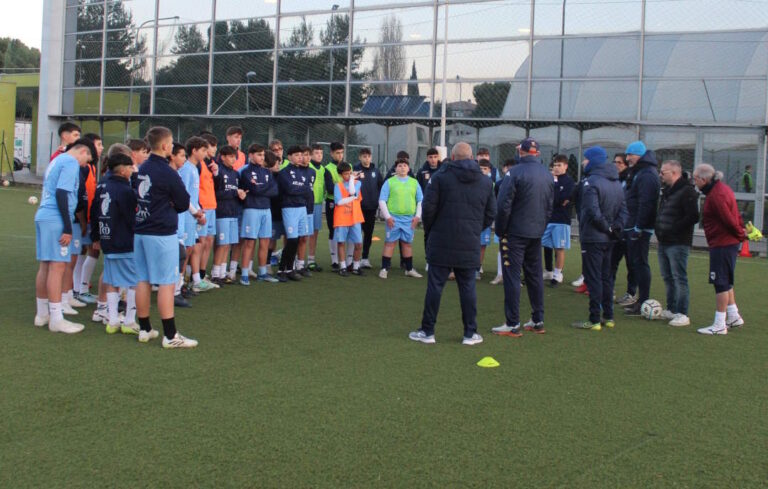 Il Genoa Academy ospite al Centro Sportivo “Sabatino D’Angelo” per il primo allenamento del Settore Giovanile