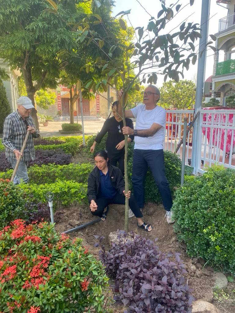 TREES TO HOPE AND TO ACT