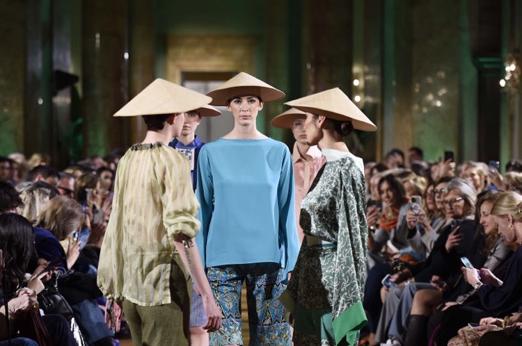 Vittorio Camaiani, “Ritorno in Oriente”