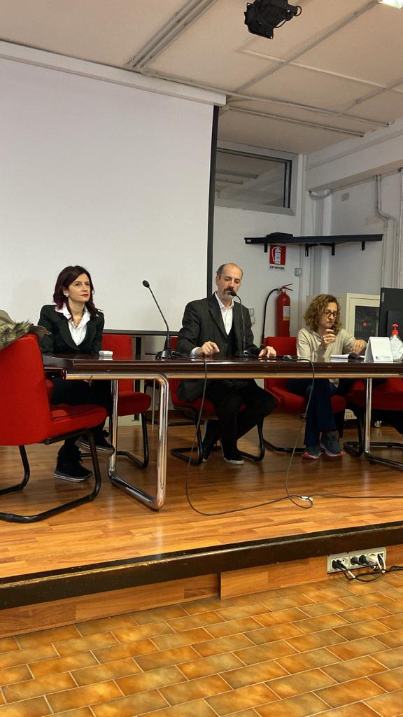 Gli Alunni dell’Iis “A. Capriotti” incontrano il prof. Guido Saraceni, autore del romanzo “L’oceano in una goccia”