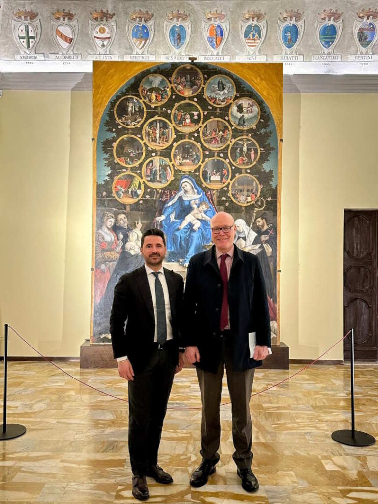 Il Rettore John McCourt in visita a Cingoli. Collaborazione per la valorizzazione culturale della città