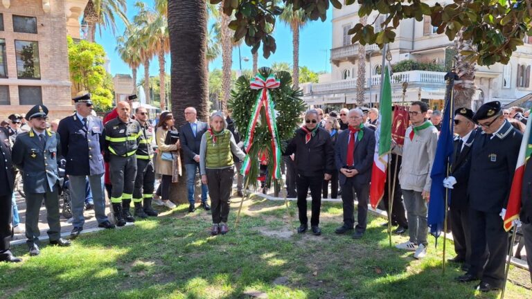 79ª Festa della Liberazione, corone d’alloro per ricordare i caduti