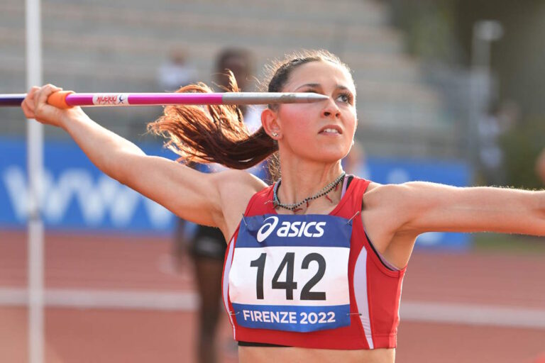 MACERATA: CHE LANCI AL MEETING DI APERTURA