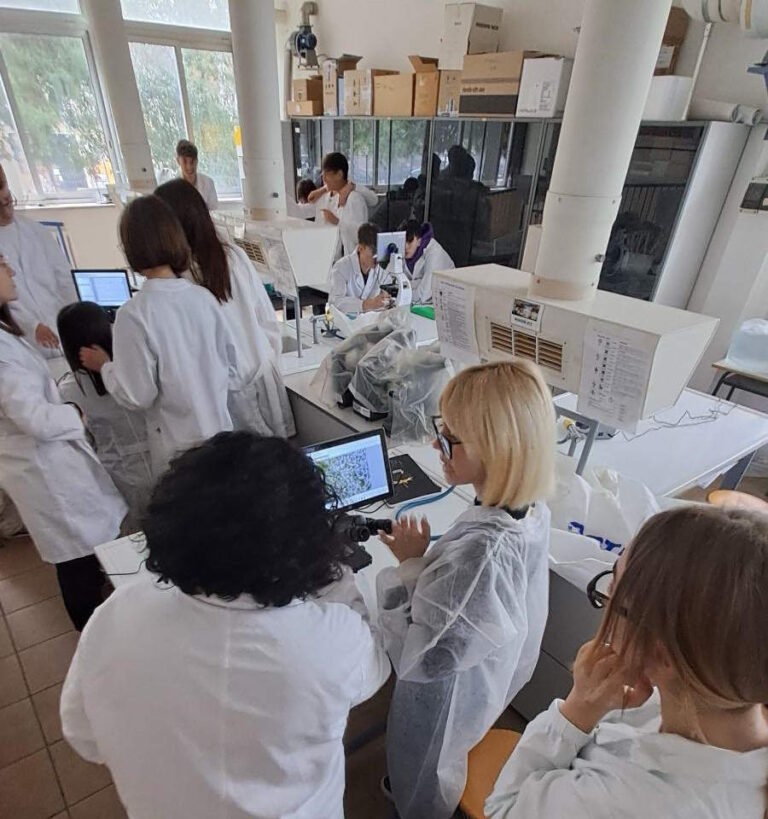 I ragazzi del “Rosetti” nel progetto Novel food e specie aliene. Una soluzione verso la saggezza alimentare”