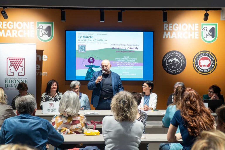 VINITALY, NELLE MARCHE LA CONVENTION NAZIONALE DELLE DONNE DEL VINO