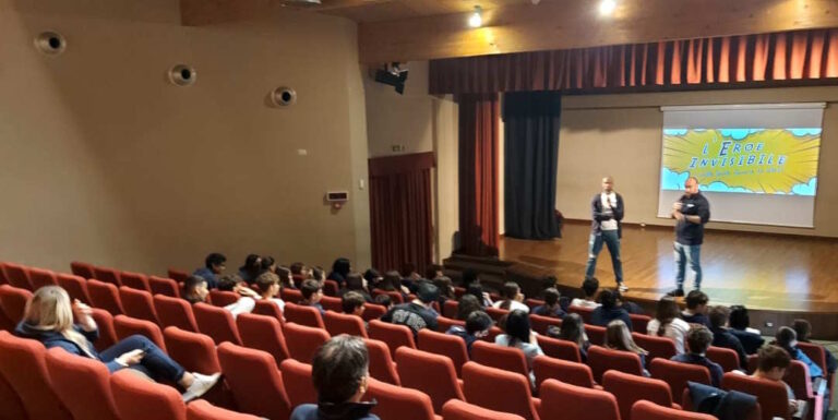 Il cortometraggio “L’eroe invisibile” presentato alle classi terze dell’Ic Monteprandone dall’Avis comunale