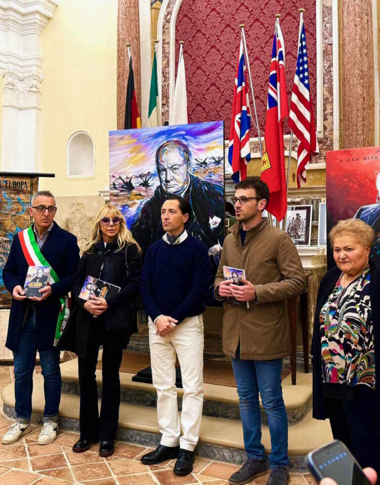 Winston Churchill e Mario Vespasiani in una mostra memorabile