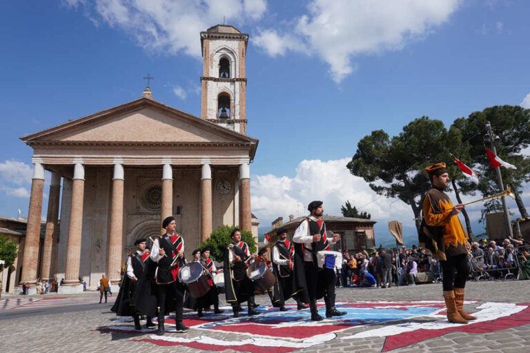 Arriva il giorno della Corsa alla Spada