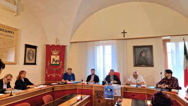 Giulianova Air Show, una festa colorata di bianco, rosso e verde