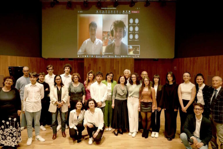 Il Maurolico di Messina e il D’Annunzio di Pescara si aggiudicano il podio del Certamen Philelfianum