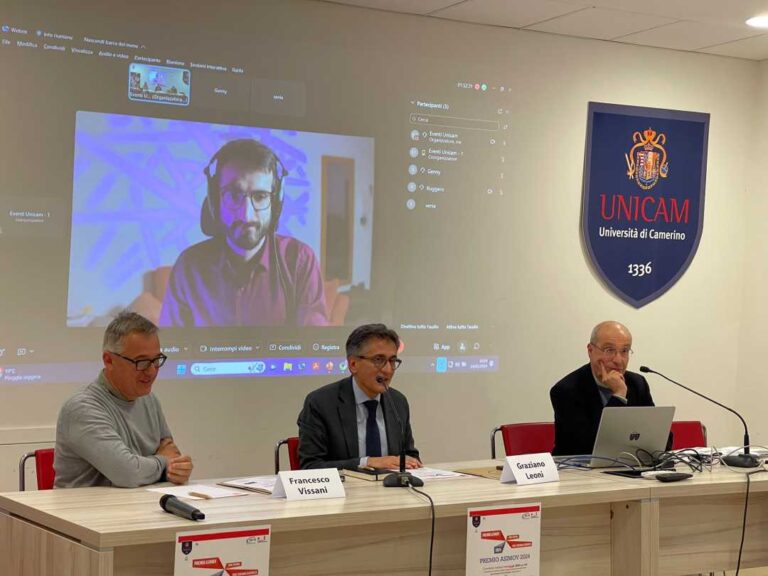 UniCam, successo per la finale regionale del Premio Asimov