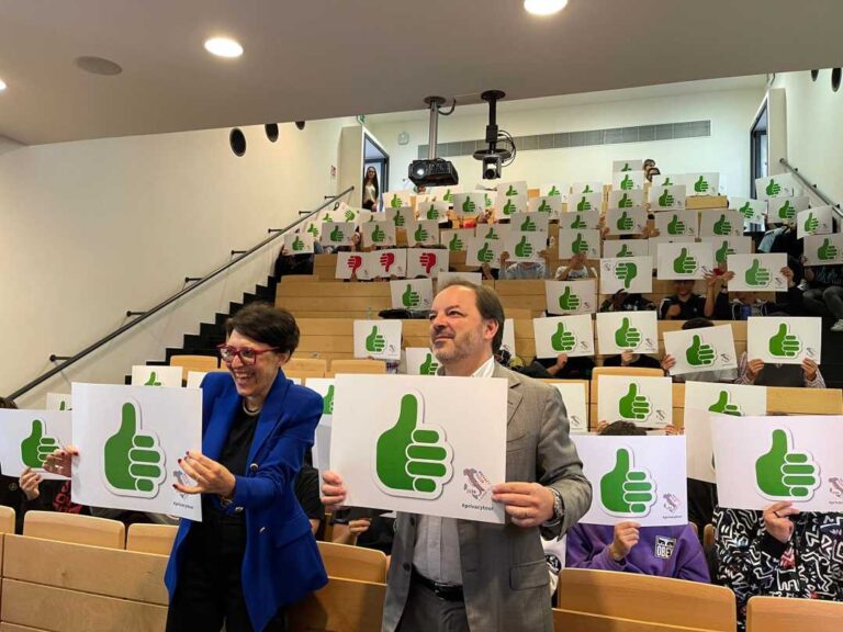 TAPPA AD UNICAM PER IL PRIVACY TOUR