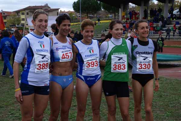 Festa della Repubblica, il corteo attraversa la città