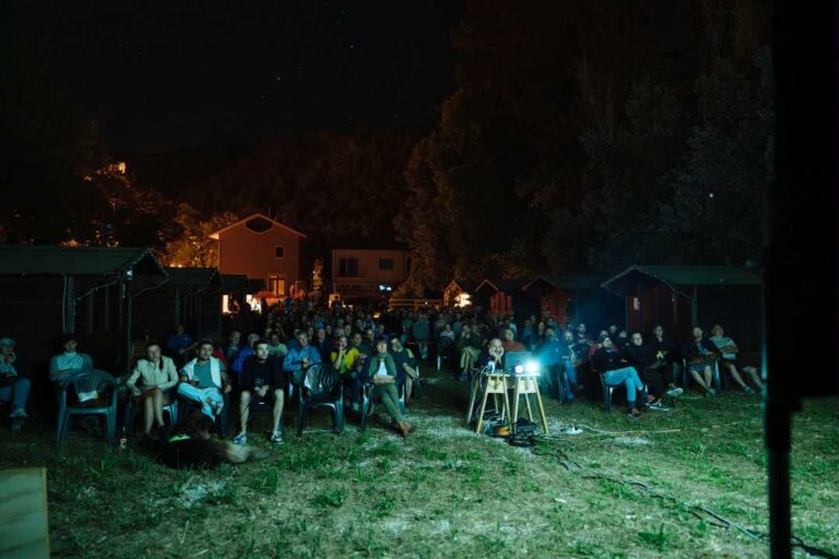 CROC UNA SPECIE DI CINEMA, IV EDIZIONE IL CINEMA ALL’APERTO NEL CUORE DEI MONTI SIBILLINI