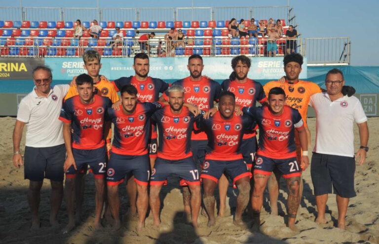 La Samb Beach Soccer se la gioca fino alla fine ma non viene premiata: i Campioni d’Italia in carica del Farmaè Viareggio vincono 6 – 4