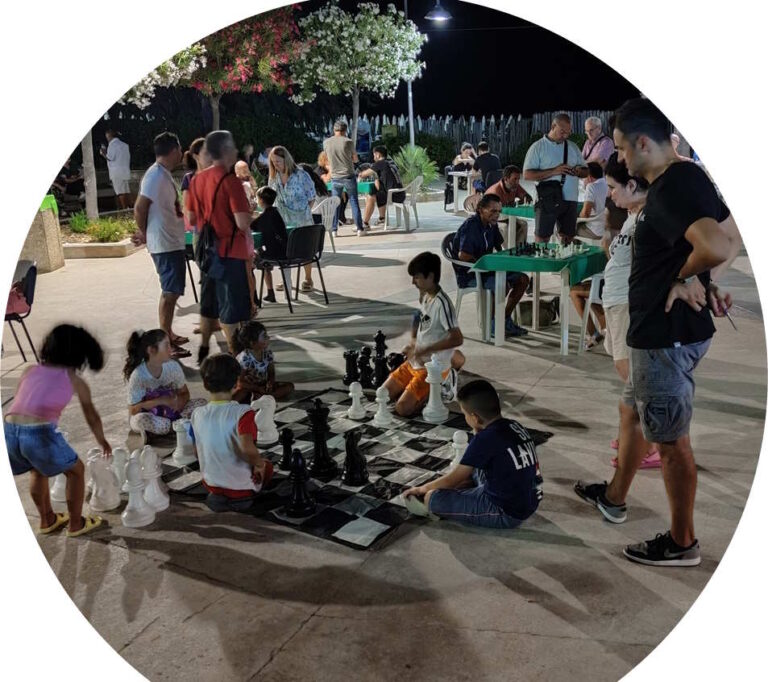 Scacchi in piazza