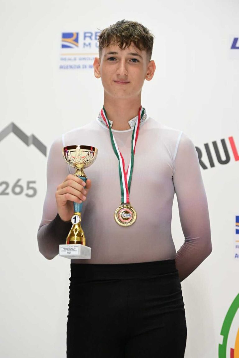 Pattinaggio Artistico: Andrea Zomparelli si laurea Campione Italiano Federale a Piancavallo