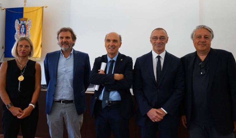 UniUrb presenta Archeo explorer