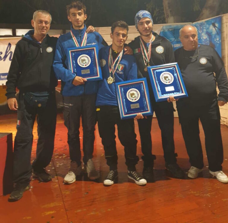 Emidio Silenzi del Cns d’argento al Campionato Italiano individuale Surf Casting Catch e Release U21