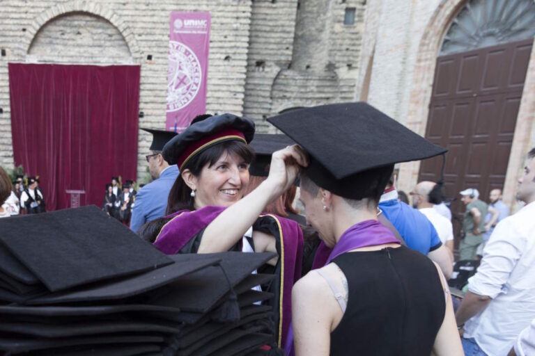 Corsi di laurea in top ten e alto tasso di occupazione per i corsi in Scienze della formazione, beni culturali e turismo di UniMc