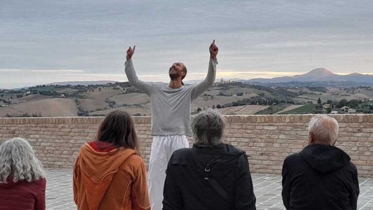 MArCHESTORIE, Gradini: Festival di poesia nel borgo delle cento scale