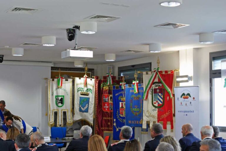 ELEZIONI PROVINCIALI, FEDE ( M5S): “AD ANCONA E ASCOLI, AVANTI CON IL LAVORO GIA’ AVVIATO”