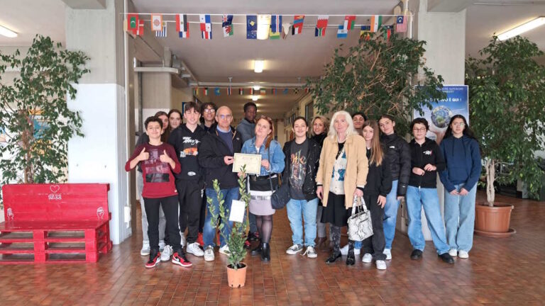 IIS “A. CAPRIOTTI”: CONSEGNATA DALL’AMMINISTRAZIONE COMUNALE DI SAN BENEDETTO UN’ESSENZA ARBOREA PER LA GIORNATA NAZIONALE DEGLI ALBERI