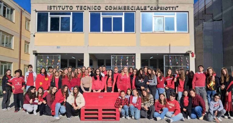 L’is “A. Capriotti” celebra la Giornata Internazionale per l’eliminazione della violenza sulle donne