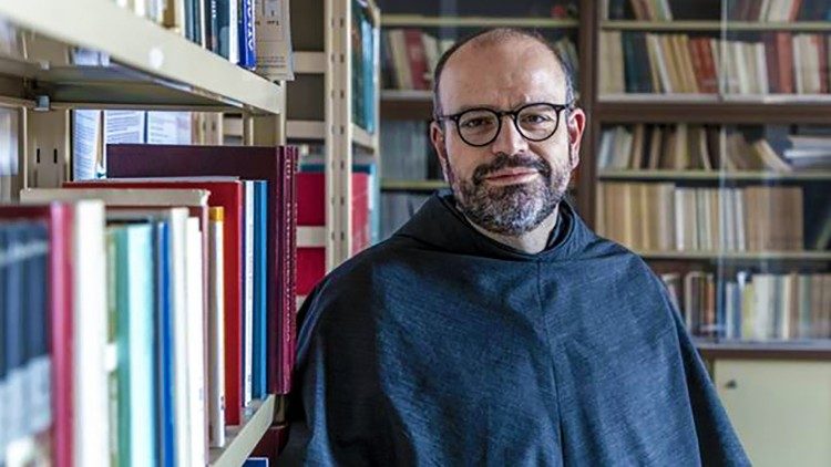 Il prof. Paolo Benanti all’inaugurazione dell’anno accademico di UniCam