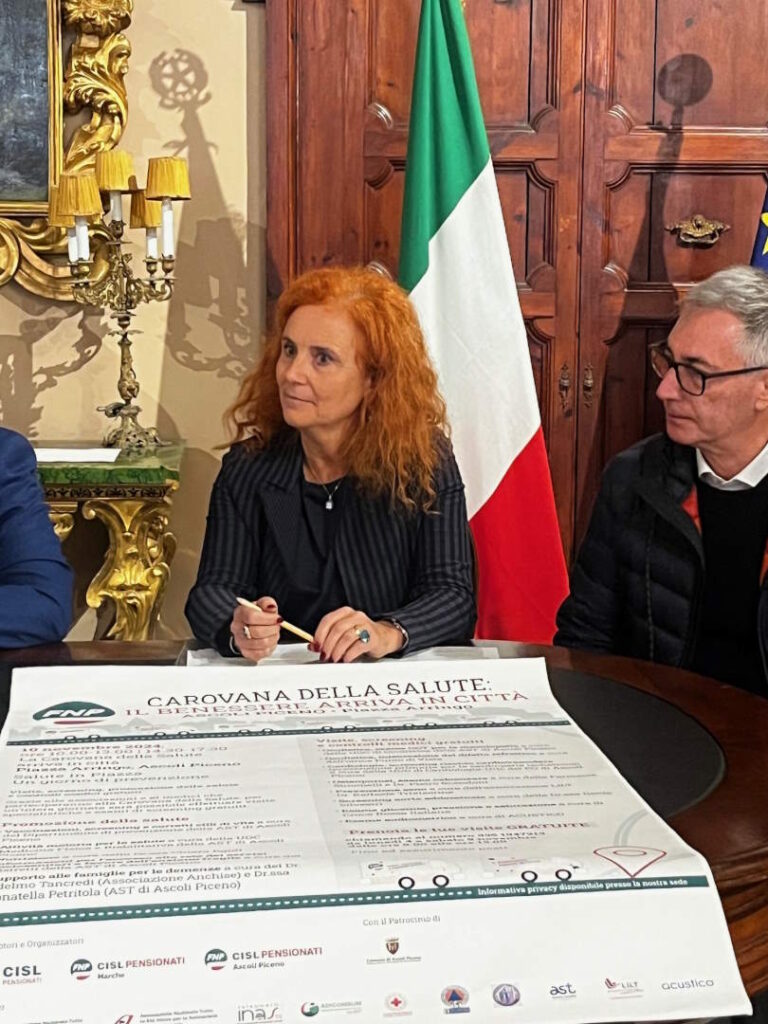 Evento ‘Carovana della salute: il benessere arriva in città’, organizzato da Cisl pensionati Marche che ha coinvolto l’Ast picena