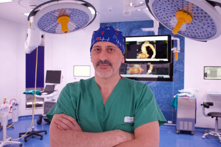 Al professor Massimo Massetti, direttore del Dipartimento di scienze cardiovascolari del Policlinico Gemelli, il Sigillo di Ateneo dell’UniUrb