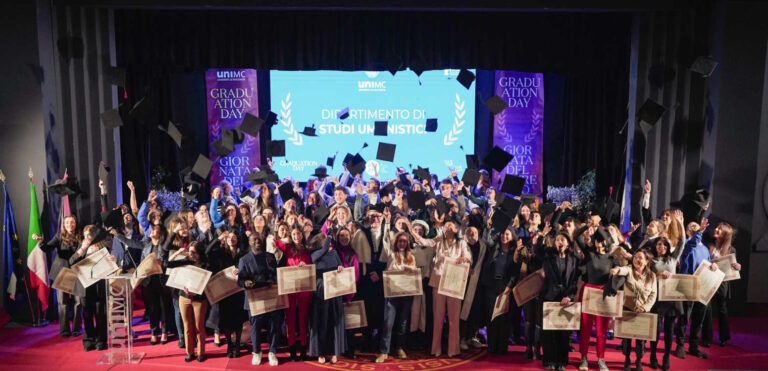 UniMc, tre giorni di festa per tre generazioni di laureati  