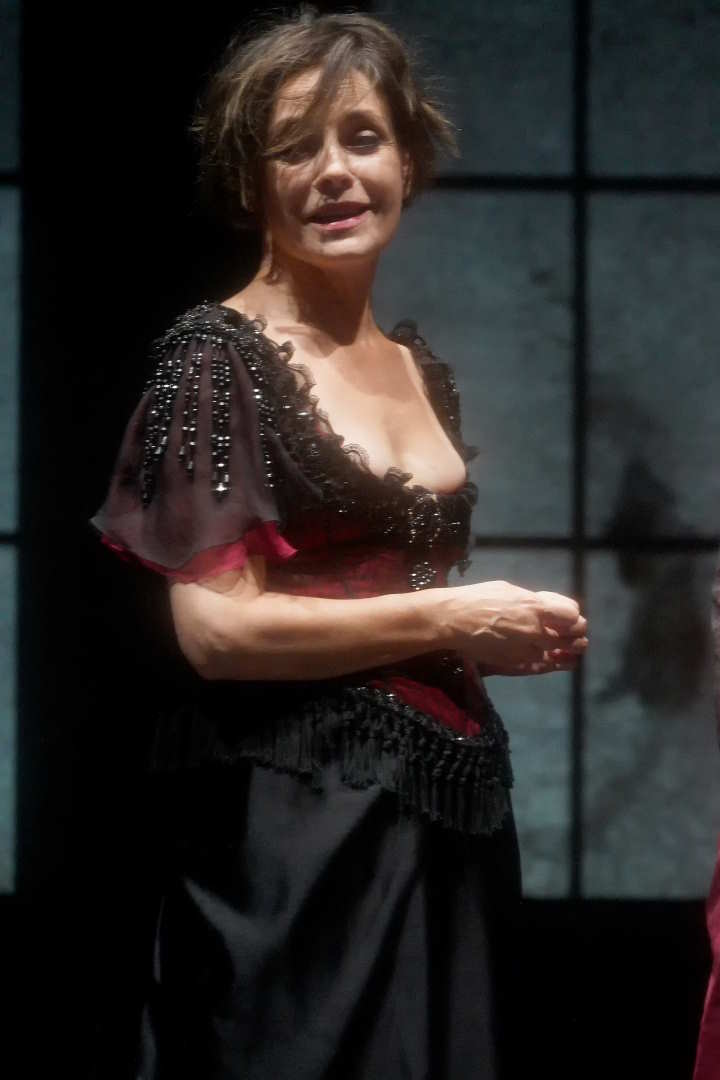 Anna Karenina di Lev Tolstoj al Teatro delle Muse