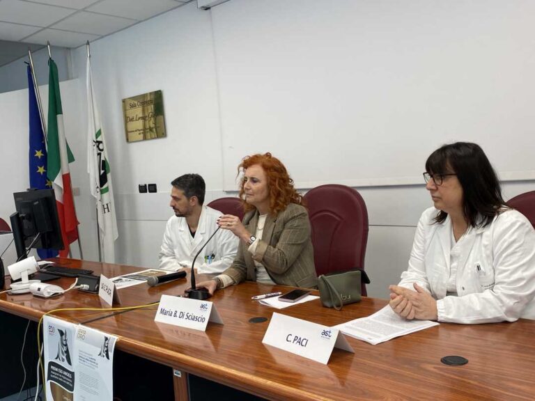 Riconoscimento Centro Oro di Eso Angels alla Stroke Unit di Neurologia del Madonna del Soccorso