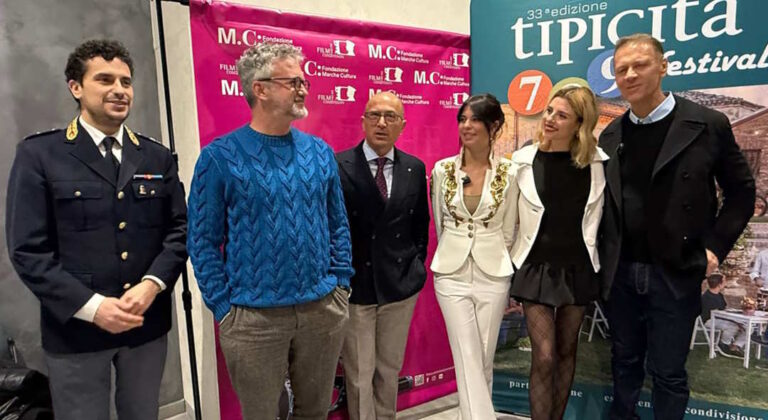 Rocco Siffredi e il film “Blue”: informazione e consapevolezza per evitare i pericoli della rete