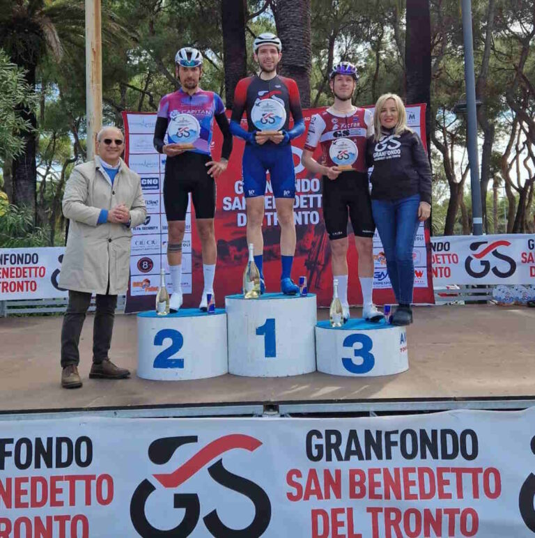 è la Granfondo San Benedetto: podio