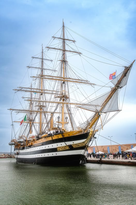 L’Amerigo Vespucci al porto di Ancona, dal nostro inviato speciale Alessandro Barbizzi