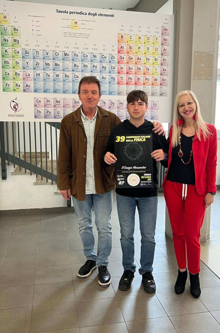 Alessandro D’Orazio primo in Italia ai Campionati di Fisica, IL LICEO ROSETTI IN FESTA