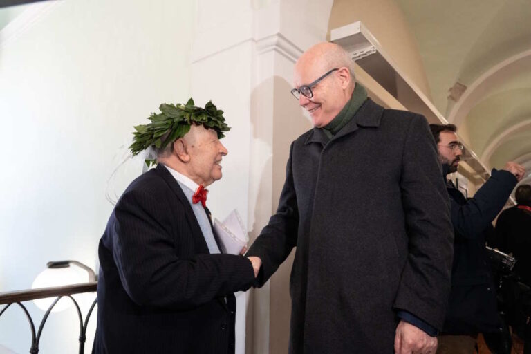 ‘La verità? Forse l’ho trovata’. Italo Spinelli, 89 anni  e la terza laurea all’UniMc